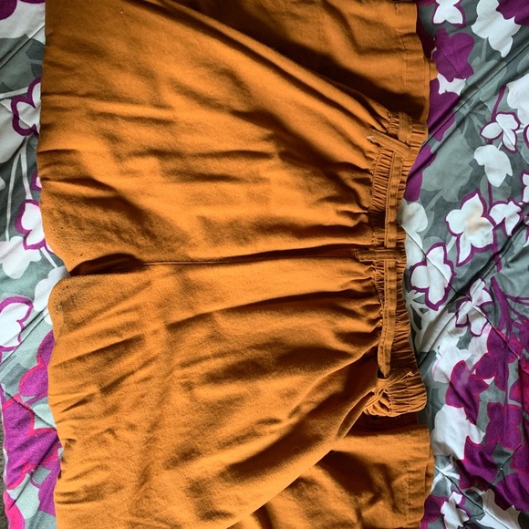 ORANGE PANTS - Picture 5 of 5
